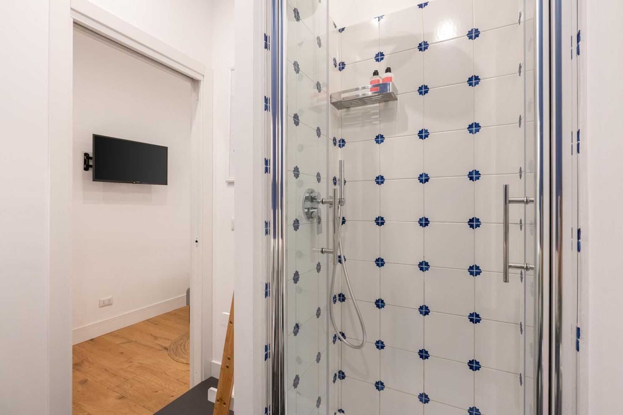 The Idyll Boutique Apartment - Suite In Napoli'S Spanish Quarters Экстерьер фото