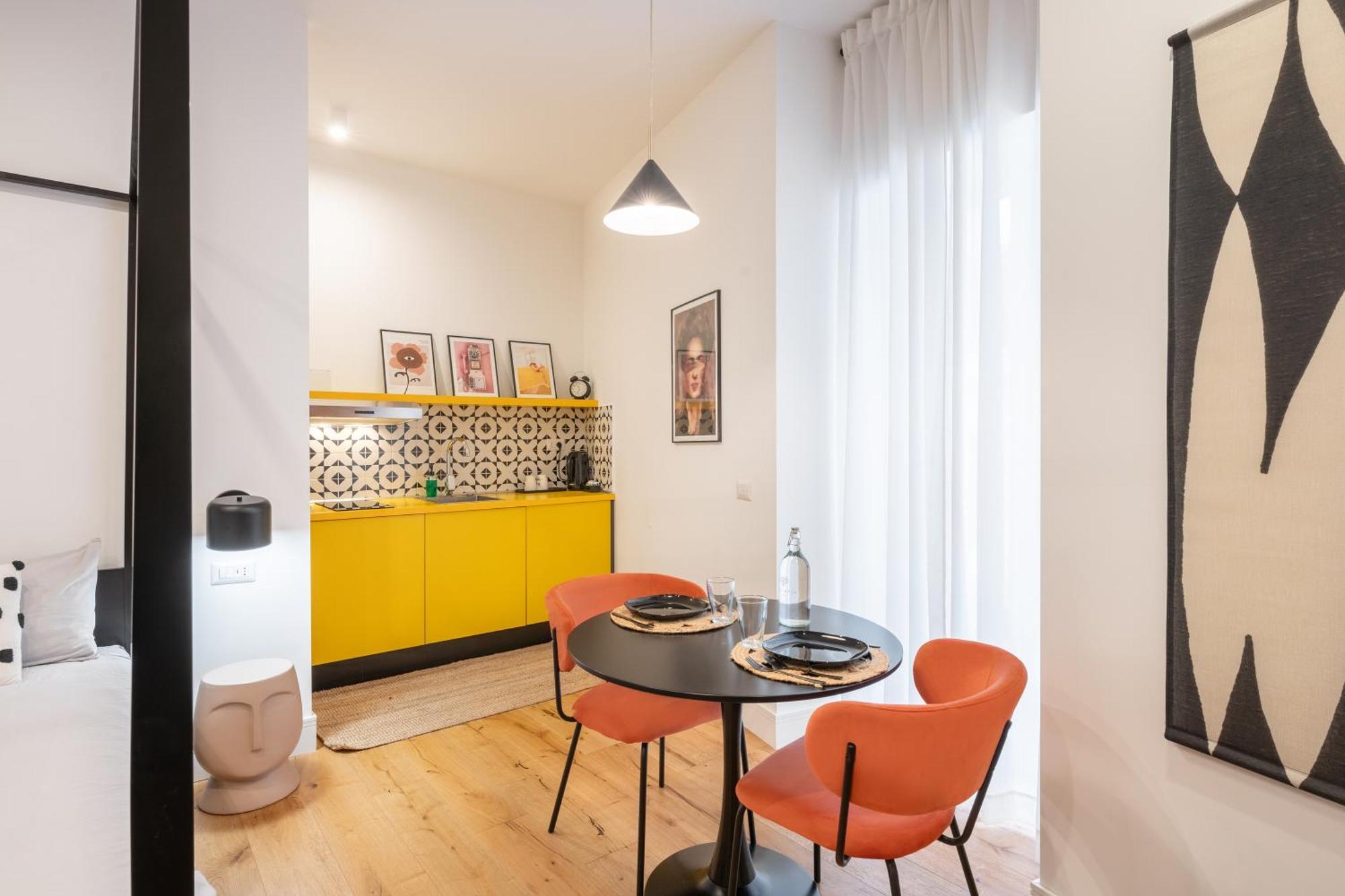 The Idyll Boutique Apartment - Suite In Napoli'S Spanish Quarters Экстерьер фото