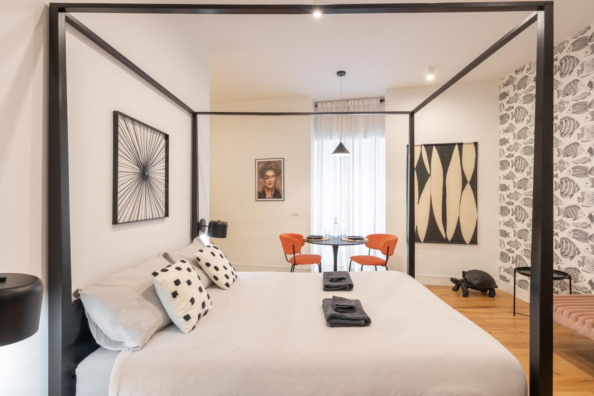 The Idyll Boutique Apartment - Suite In Napoli'S Spanish Quarters Экстерьер фото