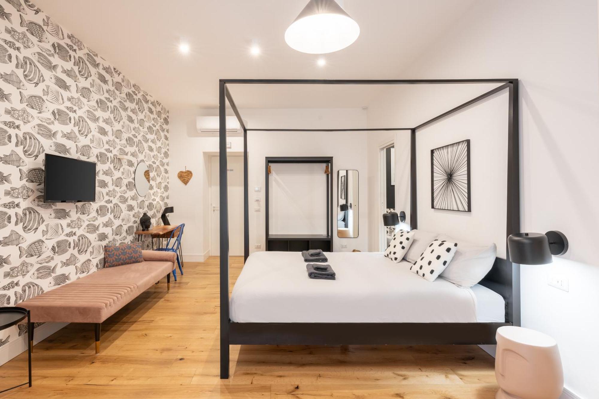 The Idyll Boutique Apartment - Suite In Napoli'S Spanish Quarters Экстерьер фото